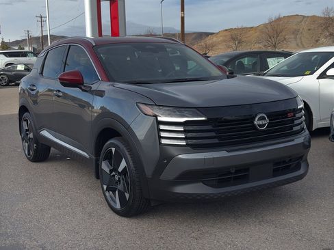 Certified 2025 Nissan Kicks SR w/ SR Premium Package image 7