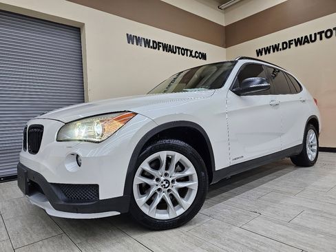 Used 2015 BMW X1 xDrive28i image 1