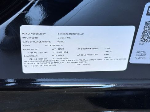 Certified 2023 GMC Sierra 1500 AT4 w/ AT4 Premium Package image 11