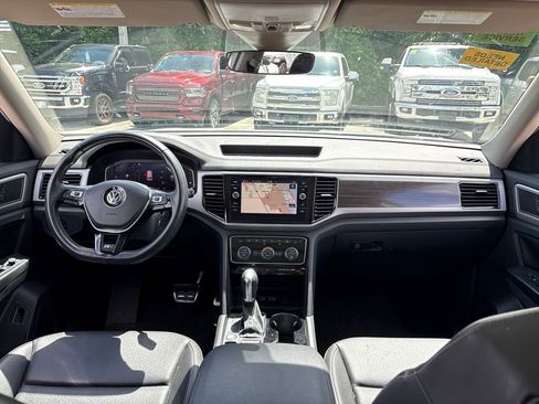 Used 2019 Volkswagen Atlas SEL R-Line FWD image 7