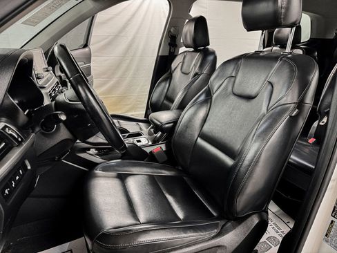 Used 2020 Kia Telluride S FWD image 7