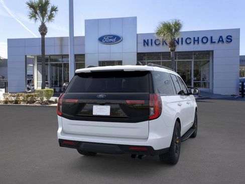 New 2026 Ford Expedition Tremor image 8