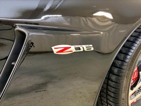 Used 2008 Chevrolet Corvette Z06 w/ Preferred Equipment Group RWD image 9