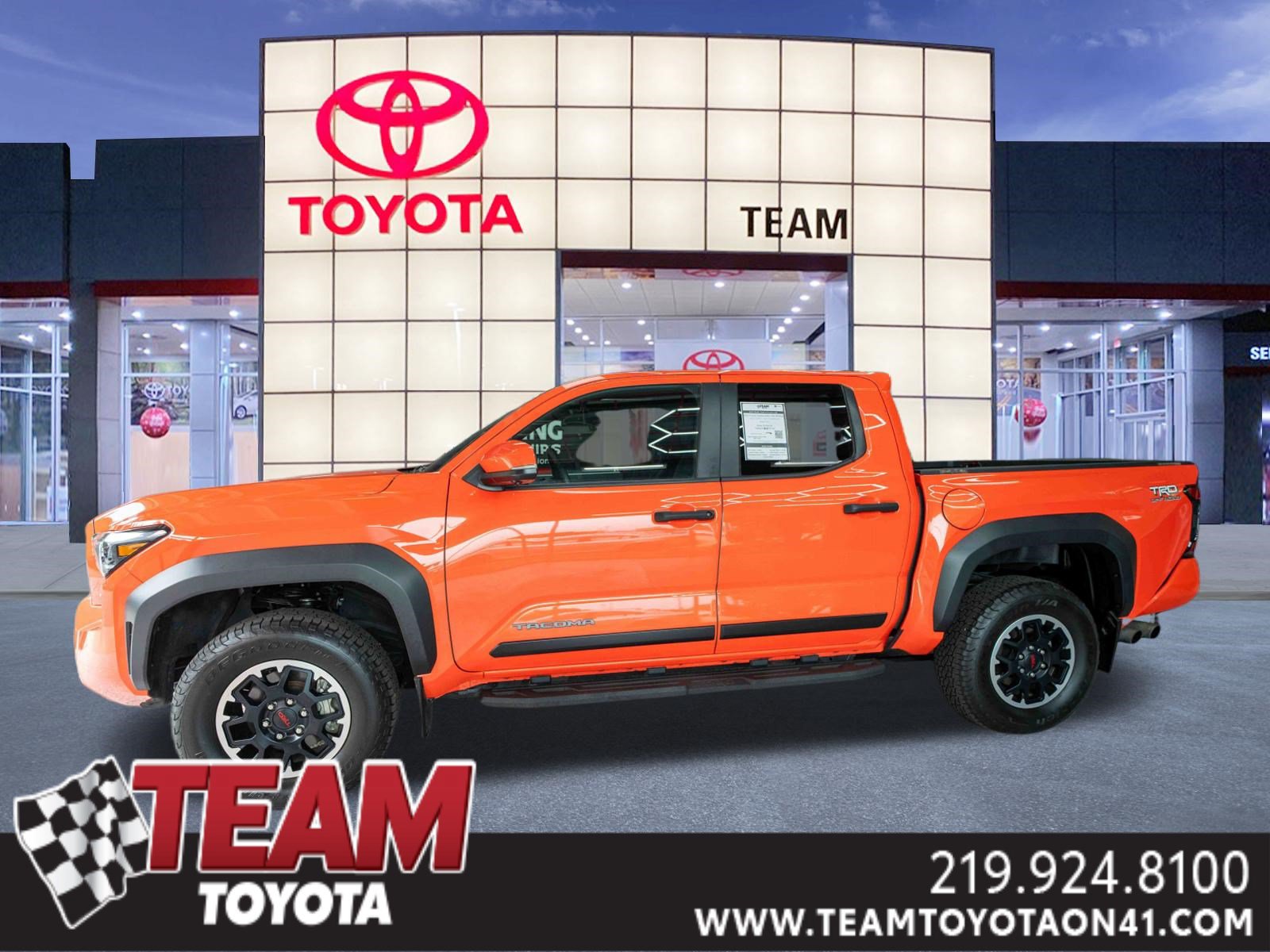 Used 2024 Toyota Tacoma TRD Off-Road w/ TRD Off Road Premium Package AWD/4WD image 1