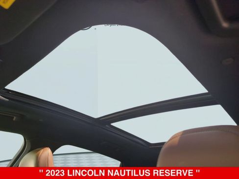 Used 2023 Lincoln Nautilus Reserve w/ Monochromatic Package AWD/4WD image 16