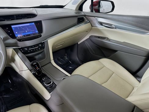 Used 2023 Cadillac XT5 Premium Luxury w/ Technology Package image 24
