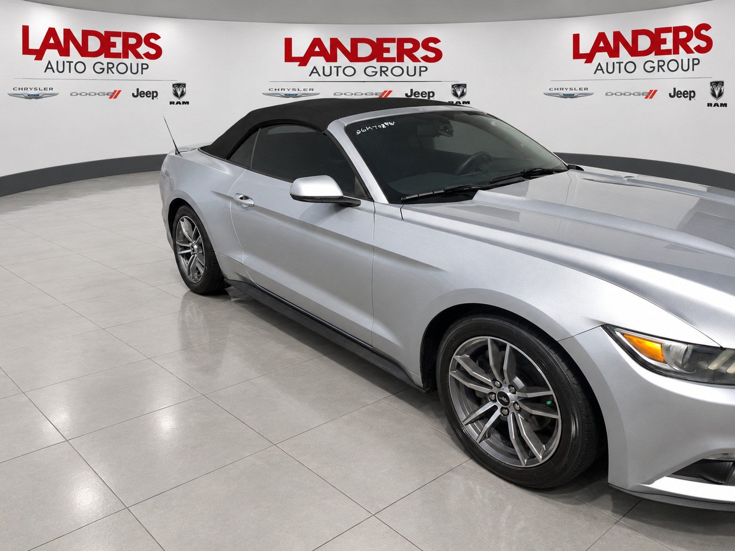 Used 2016 Ford Mustang Premium RWD image 3