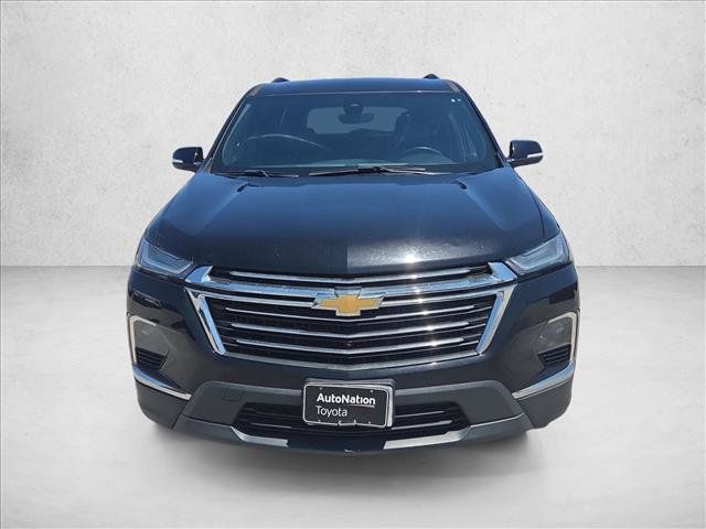 Used 2023 Chevrolet Traverse LT w/ LT Premium Package AWD/4WD image 2