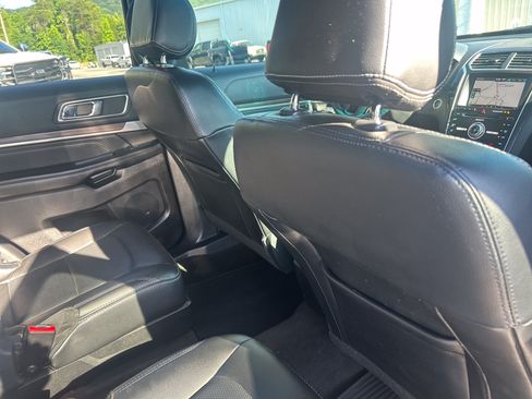 Used 2016 Ford Explorer Limited w/ Equipment Group 301A FWD image 44