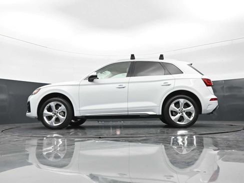 Used 2021 Audi Q5 2.0T Premium Plus w/ Premium Plus Package AWD/4WD image 31