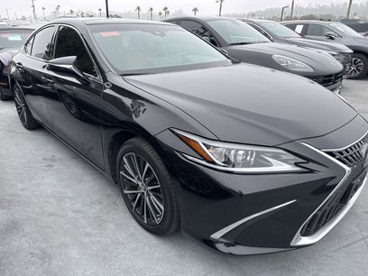 Used 2022 Lexus ES 350 w/ Premium Package