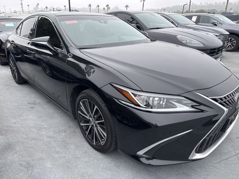 Used 2022 Lexus ES 350 w/ Premium Package image 1