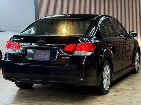 Used 2011 Subaru Legacy 2.5i Limited image 6