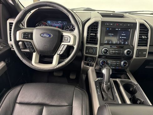 Used 2018 Ford F150 Lariat w/ Equipment Group 502A Luxury AWD/4WD image 14