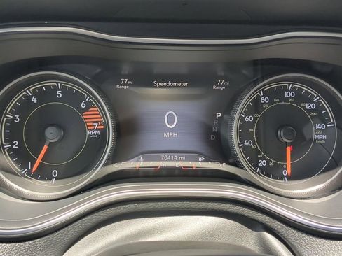 Used 2019 Jeep Cherokee Limited FWD image 20
