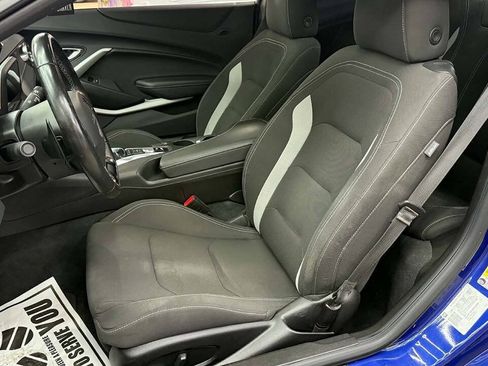 Used 2022 Chevrolet Camaro LT w/ RS Package RWD image 10