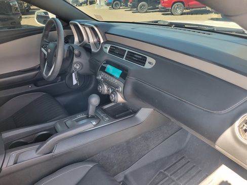 Used 2013 Chevrolet Camaro LS RWD image 17