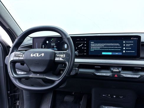 Used 2024 Kia EV9 Light Long Range image 5