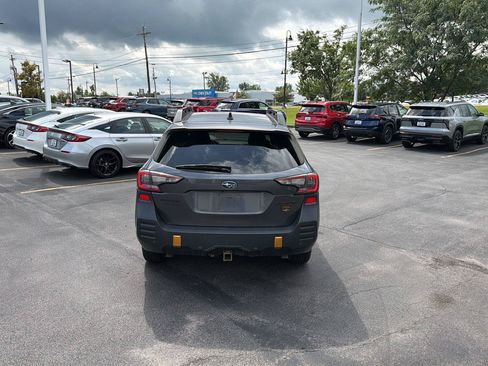 Used 2022 Subaru Outback Wilderness AWD/4WD image 6