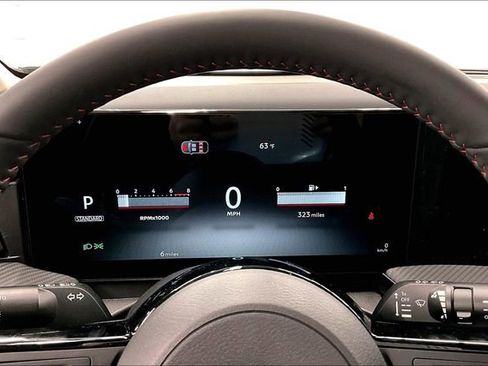 New 2026 Nissan Kicks SR AWD/4WD image 26