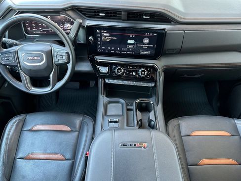 Used 2024 GMC Sierra 2500 AT4 w/ AT4 Preferred Package AWD/4WD image 15
