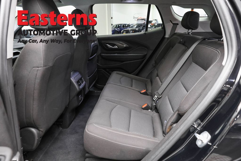 Used 2023 GMC Terrain SLE w/ Driver Convenience Package AWD/4WD image 24