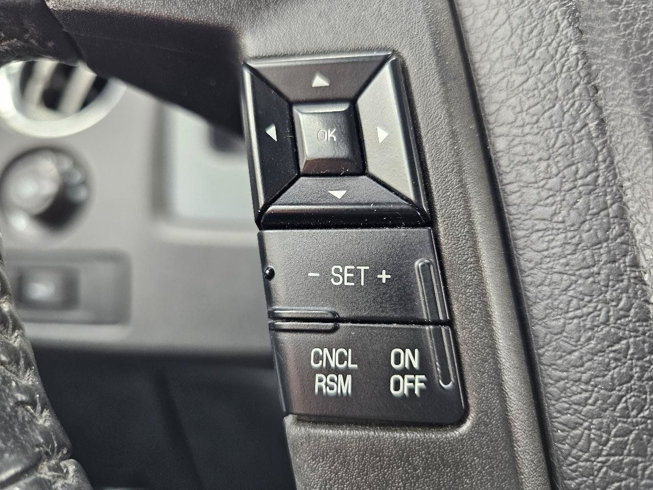 Used 2013 Ford F150 XLT w/ Luxury Equipment Group AWD/4WD image 9