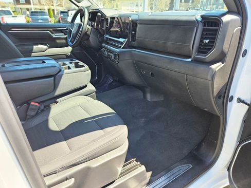 Used 2025 Chevrolet Silverado 1500 LT w/ Work Truck Package AWD/4WD image 10