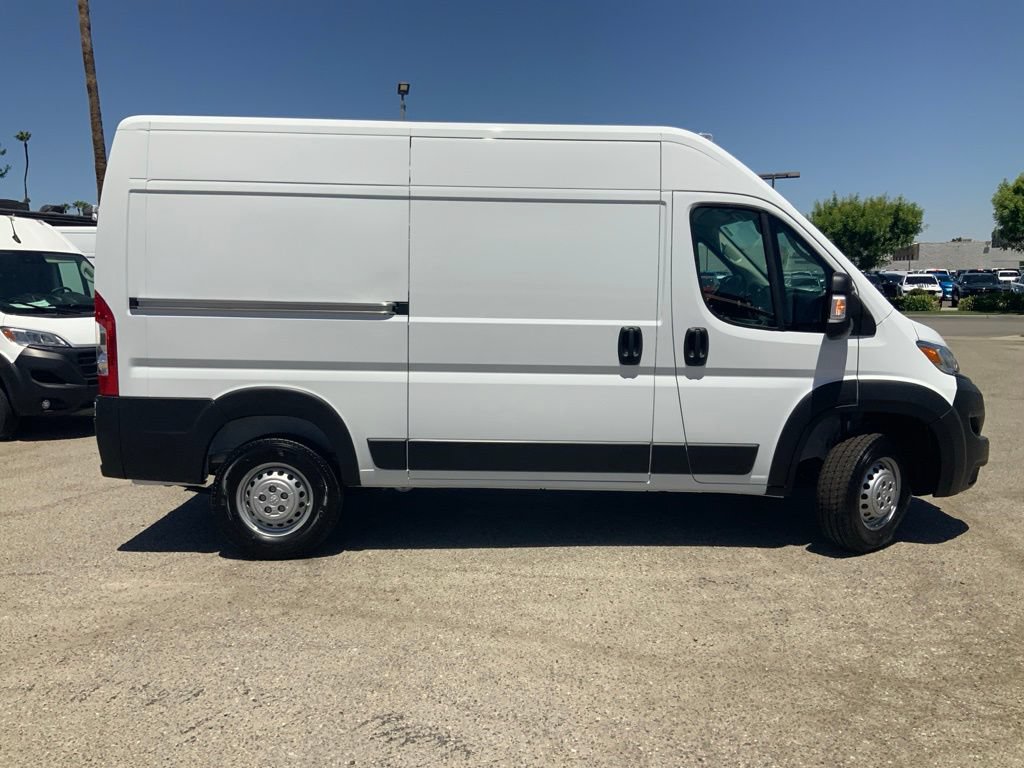 New 2026 RAM ProMaster 2500 w/ Convenience Group FWD image 12
