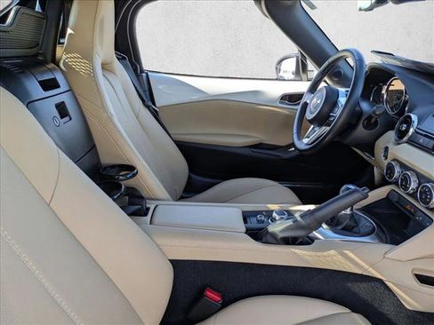 Used 2024 MAZDA MX-5 Miata Grand Touring w/ Weather Package image 16