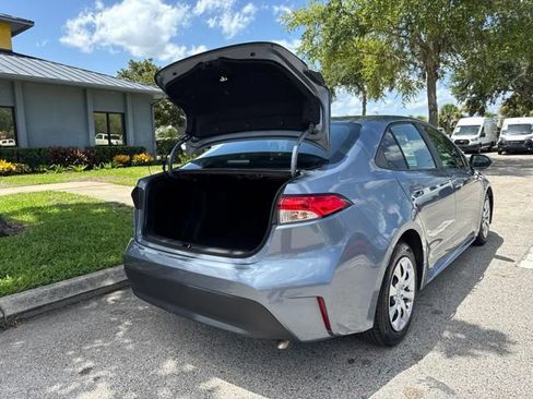 Used 2024 Toyota Corolla LE FWD image 18
