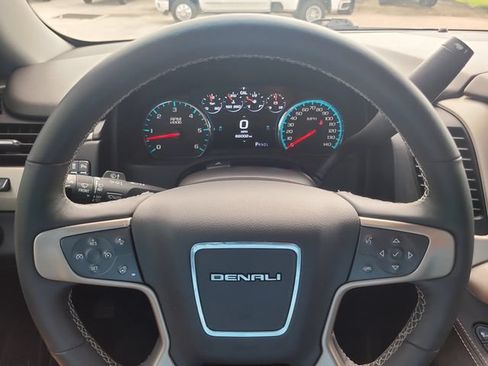 Used 2018 GMC Yukon Denali w/ Denali Ultimate Package RWD image 34