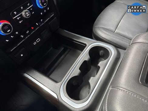 Used 2022 GMC Sierra 2500 SLT w/ SLT Convenience Package image 19