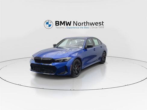 New 2026 BMW 330i xDrive Sedan w/ M Sport Package AWD/4WD image 8