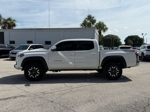 Used 2023 Toyota Tacoma TRD Off-Road AWD/4WD image 8