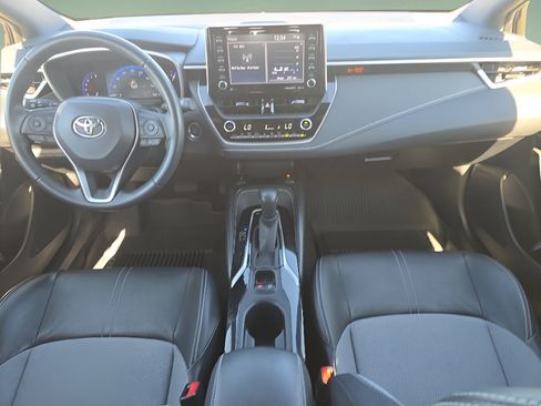 Used 2020 Toyota Corolla XSE image 27