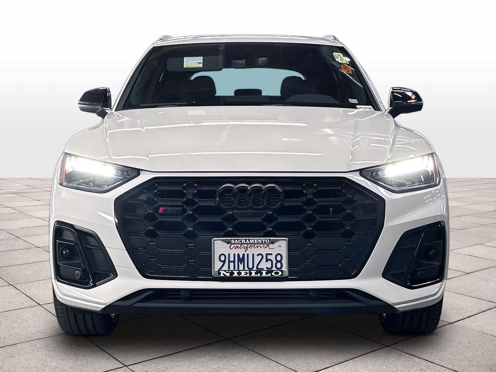 Used 2023 Audi SQ5 Premium Plus w/ Premium Plus Package AWD/4WD image 3
