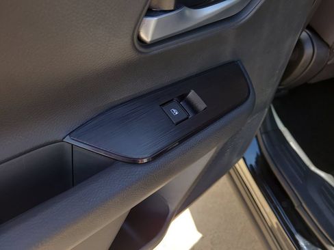 Certified 2026 Nissan Kicks SV FWD image 13