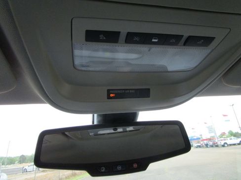 Used 2017 Chevrolet Colorado Z71 image 35