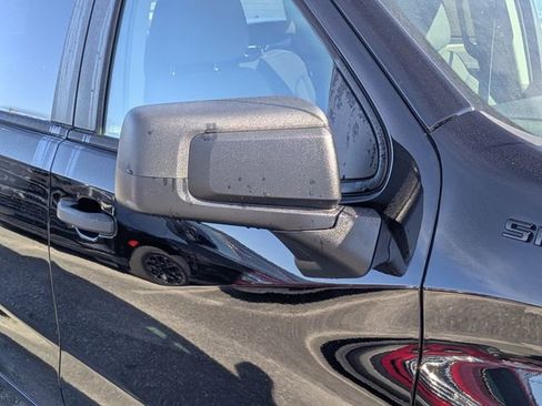 Used 2022 Chevrolet Silverado 1500 Custom image 10