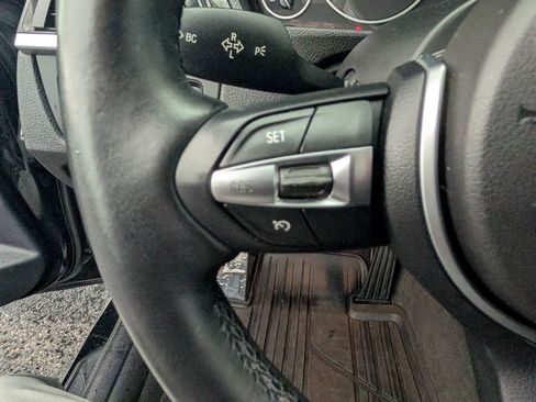 Used 2015 BMW 320i Sedan RWD image 14