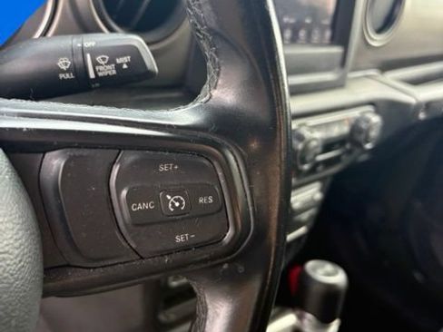 Used 2021 Jeep Wrangler Unlimited Sport AWD/4WD image 17