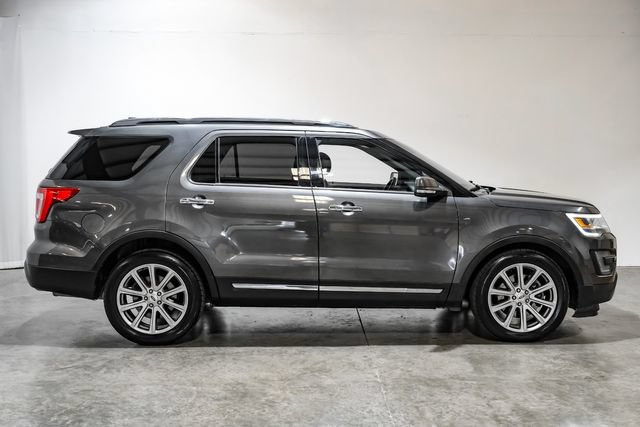 Used 2016 Ford Explorer Limited FWD image 10