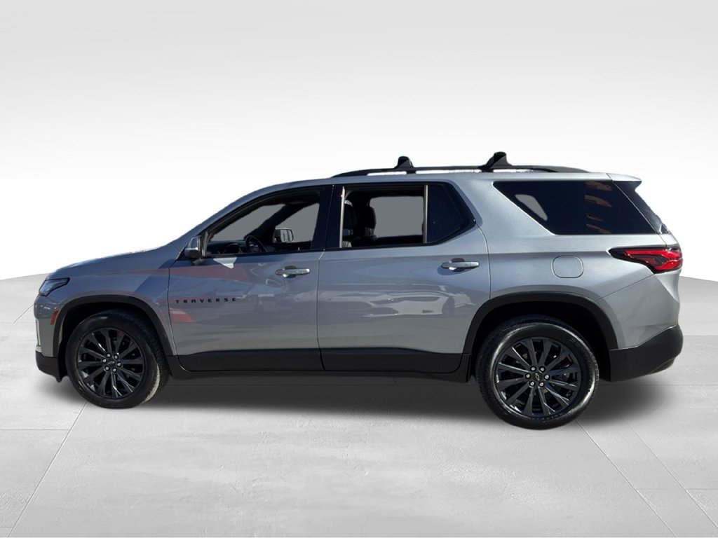 Used 2023 Chevrolet Traverse RS w/ LPO, Floor Liner Package AWD/4WD image 5