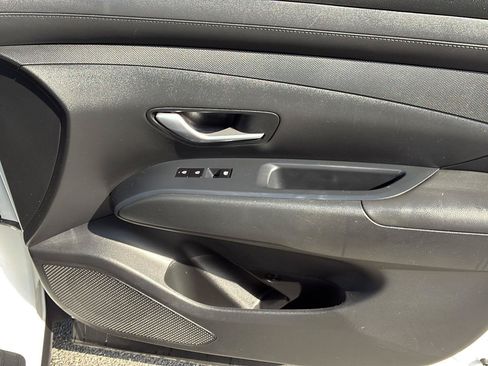 Certified 2025 Hyundai Tucson SEL AWD/4WD image 9