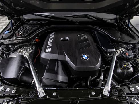 Used 2025 BMW 530i w/ M Sport Package RWD image 45
