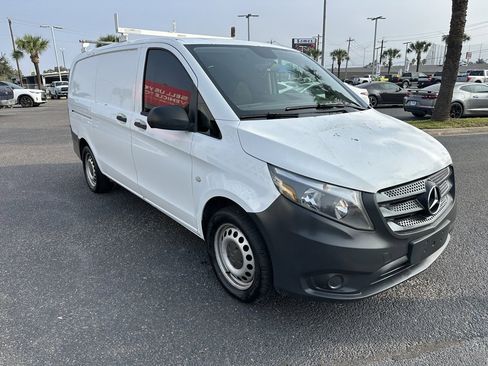 Used 2016 Mercedes-Benz Metris image 8