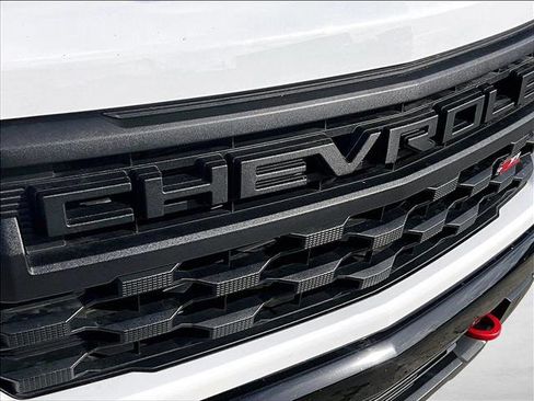 Used 2023 Chevrolet Silverado 1500 Custom Trail Boss AWD/4WD image 30