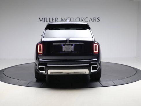 New 2026 Rolls-Royce Cullinan image 9