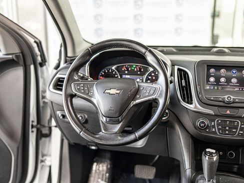 Used 2020 Chevrolet Equinox LT image 34